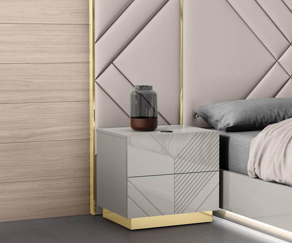 KW-Akira Nightstand