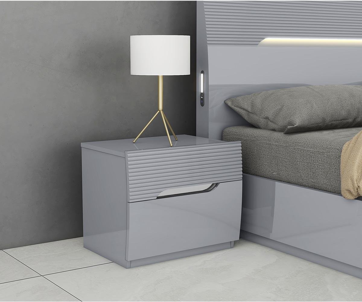 KW-Lessie Nightstand