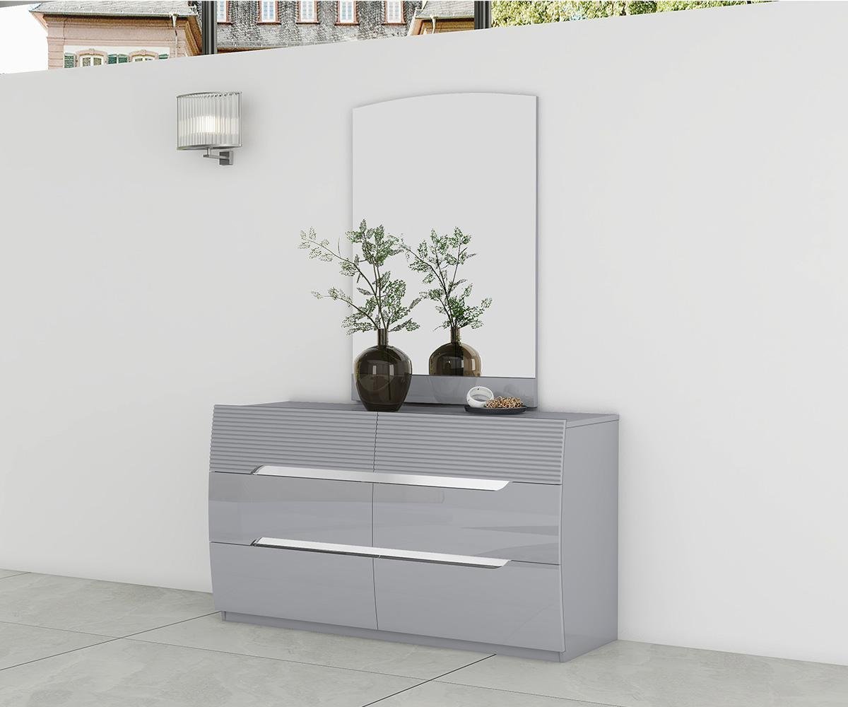 KW-Kyle Dresser